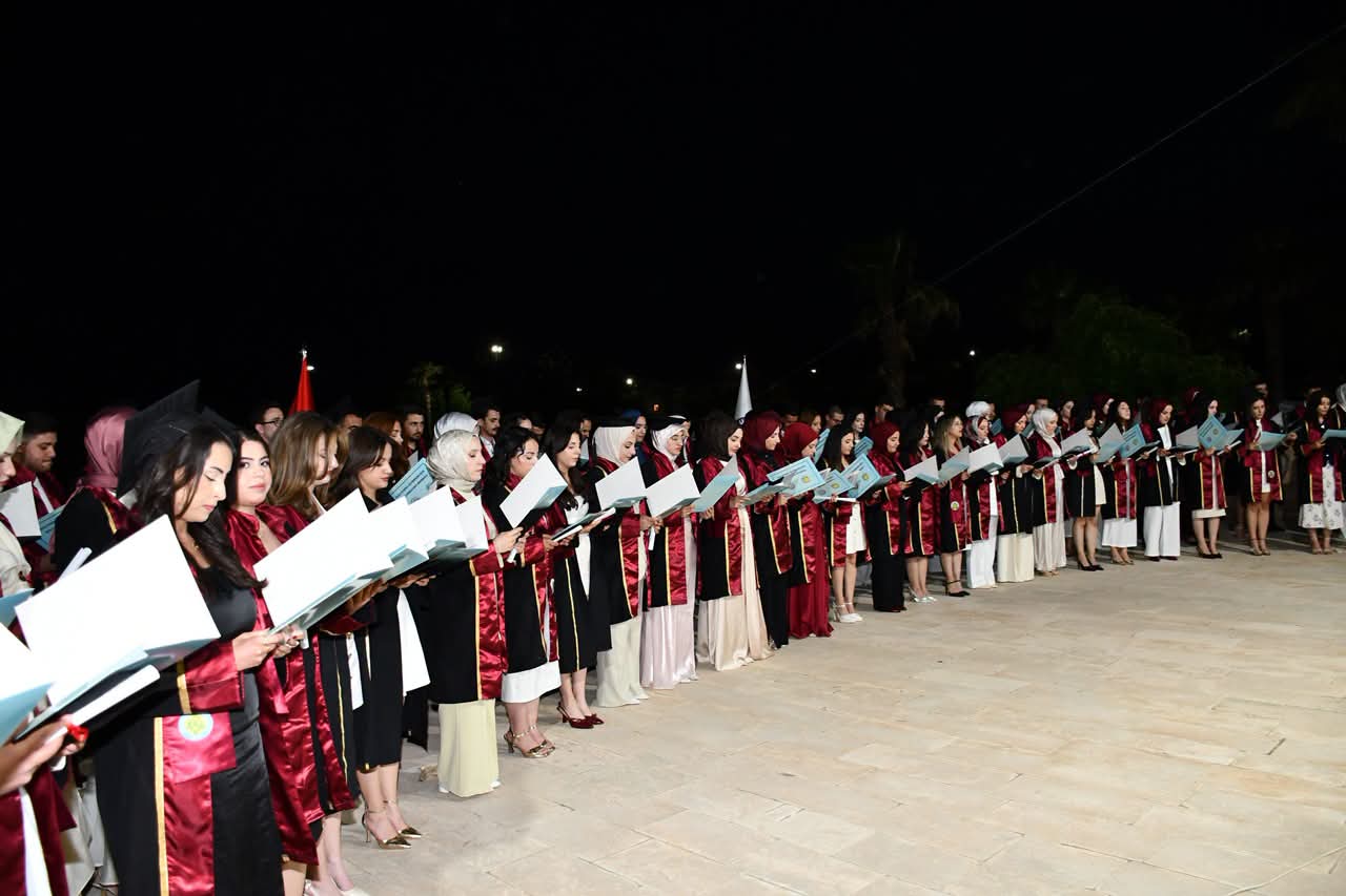 Diş Hekimliği Fakültemizde Mezuniyet Coşkusu