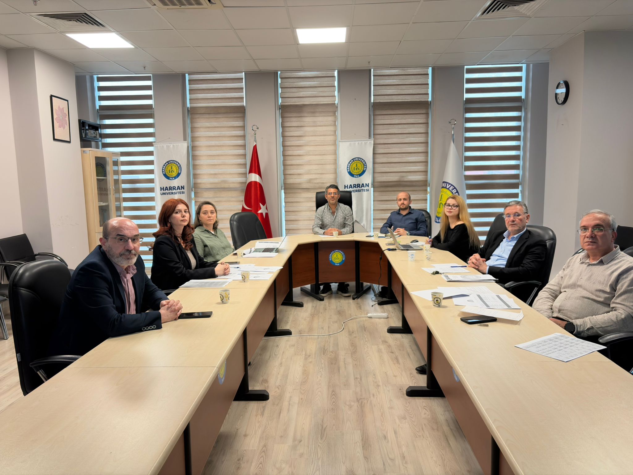 ÜNİVERSİTEMİZ ÇİFT ANADAL VE YANDAL PROGRAMI YÖNERGE TASLAĞINA YÖNELİK BÖLÜM UYGULAMA ÖNERİLERİ İSTİŞARE EDİLDİ