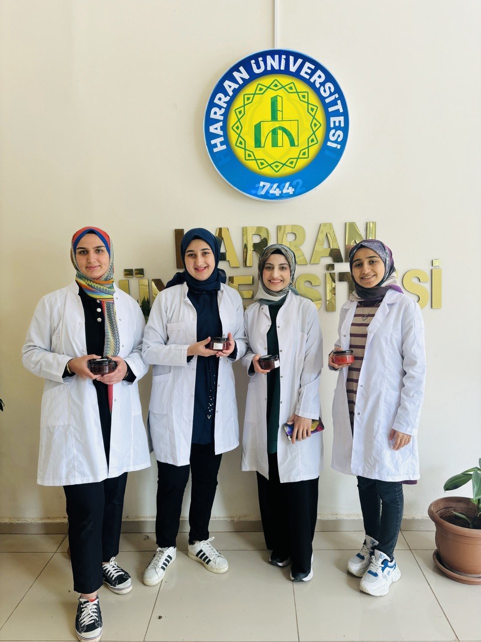 Gıda Teknolojisi Programı Öğrencilerinin Uygulamalı Ürün Geliştirme Çalışmaları