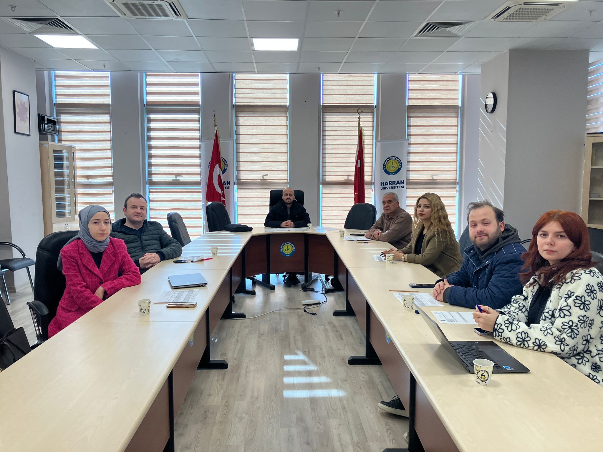 2025-2026 BAHAR DÖNEMİ DERS PROGRAMLARI HAZIRLIĞI KAPSAMINDA EĞİTİM KOMİSYONU TOPLANTISI YAPILDI