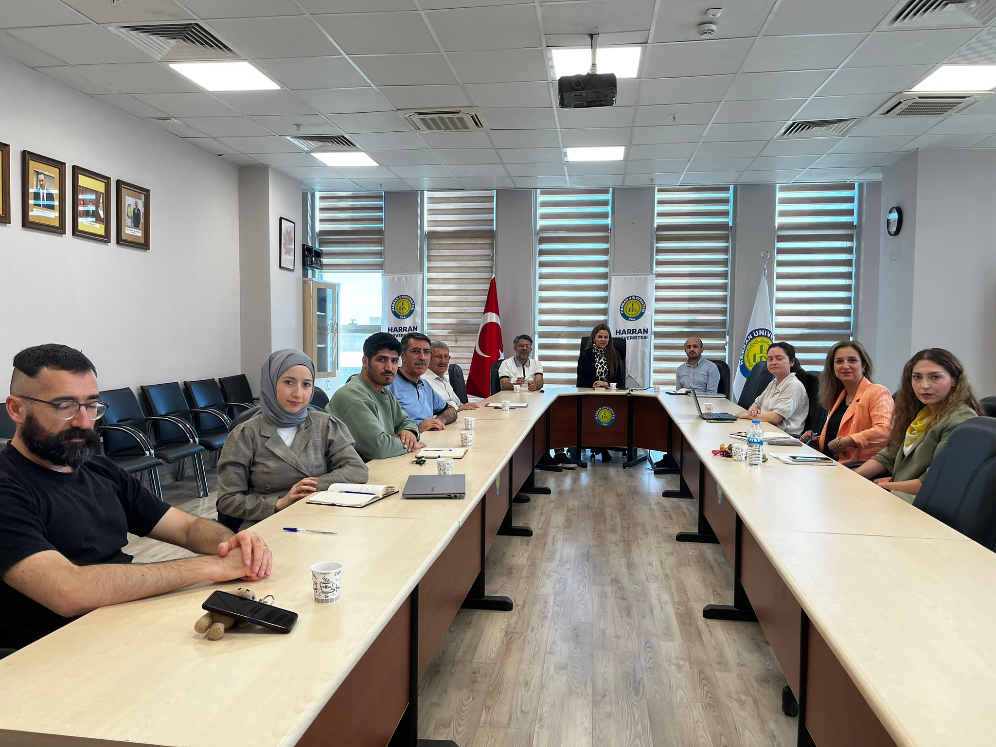 ÖZ DEĞERLENDİRME RAPORLARININ STARNET SİSTEMİNE YÜKLEME SÜRECİNE YÖNELİK BÖLÜMLER ARASI KOORDİNASYON TOPLANTISI GERÇEKLEŞTİRİLDİ