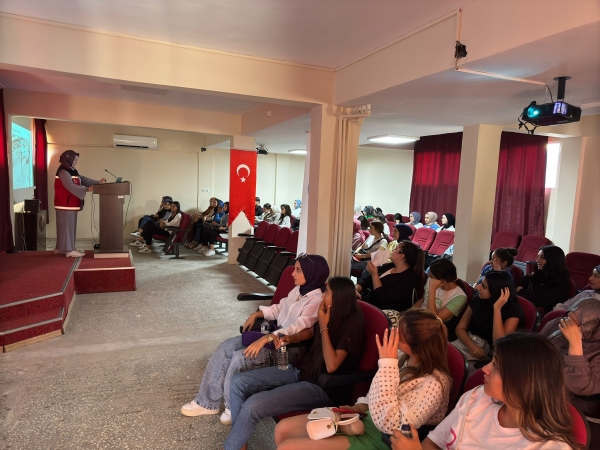 Yüksekokulumuzda Bilinçli Medya Kullanımı Semineri Gerçekleştirildi