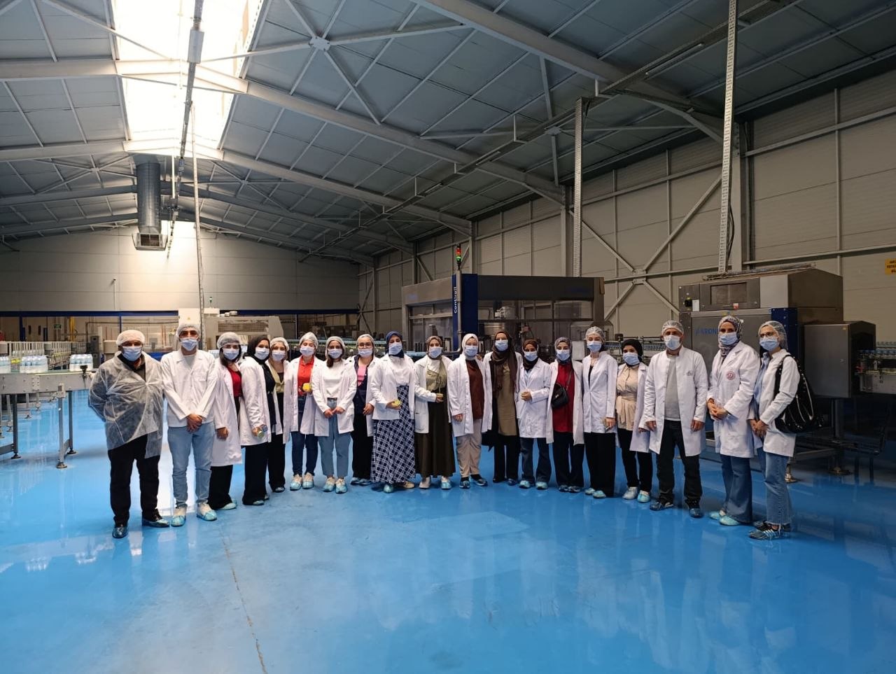 Gıda Teknolojisi Programı Öğrencilerinden Karacadağ Su Fabrikası’na Teknik Gezi