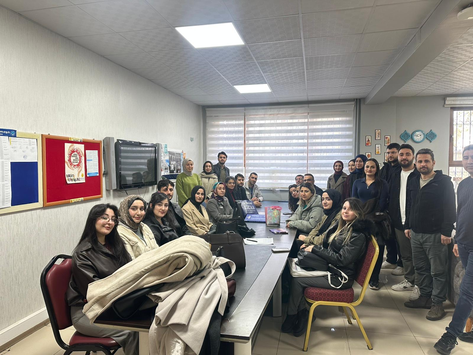 Bahar Dönemi Staj Uygulaması Okulunda İlk Gün Tanışma ve Bilgilendirme Toplantısı Düzenlendi