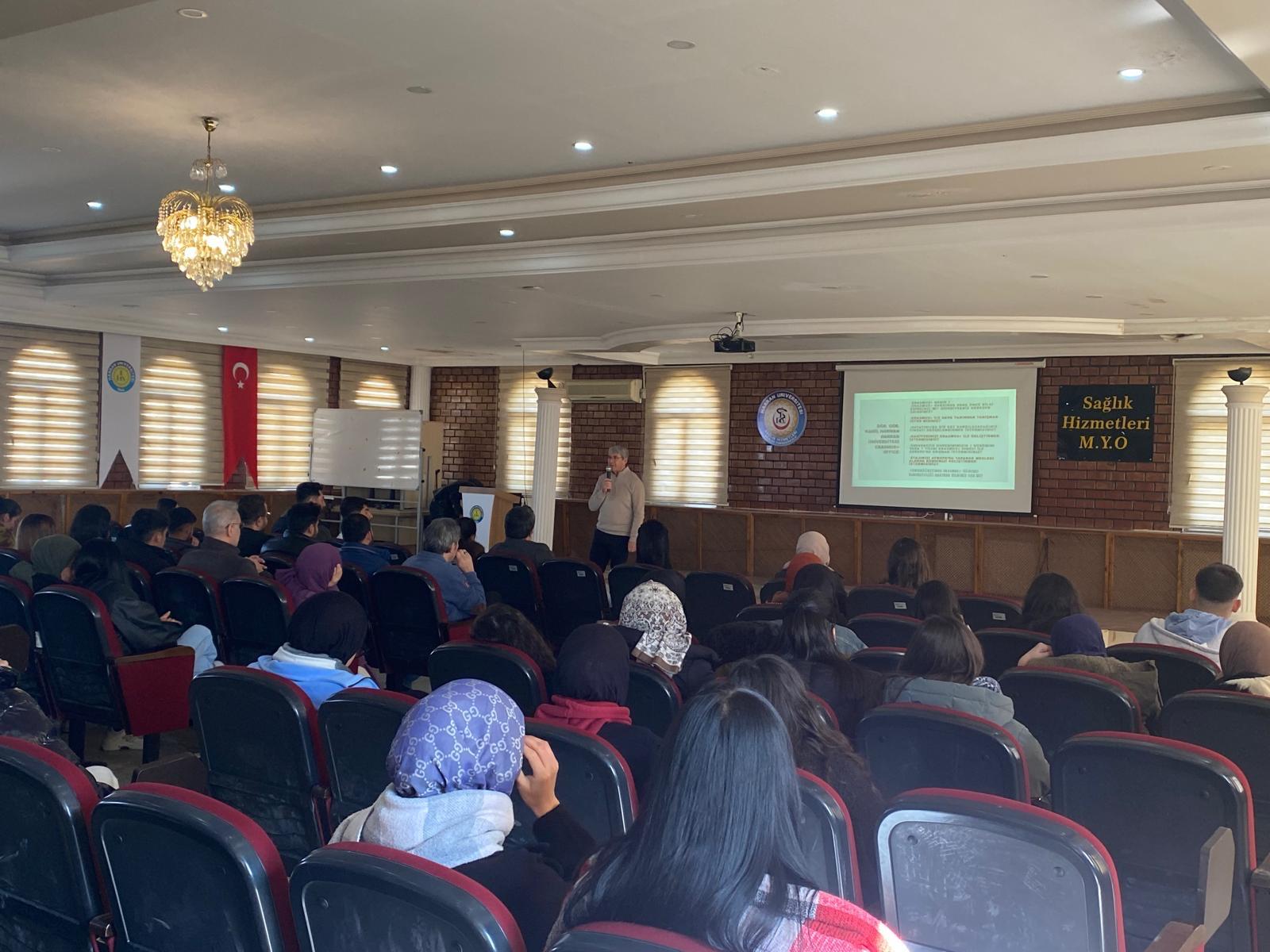 Harran Üniversitesi Sağlık Hizmetleri Meslek Yüksekokulu'nda Erasmus Bilgilendirme Toplantısı Gerçekleştirildi