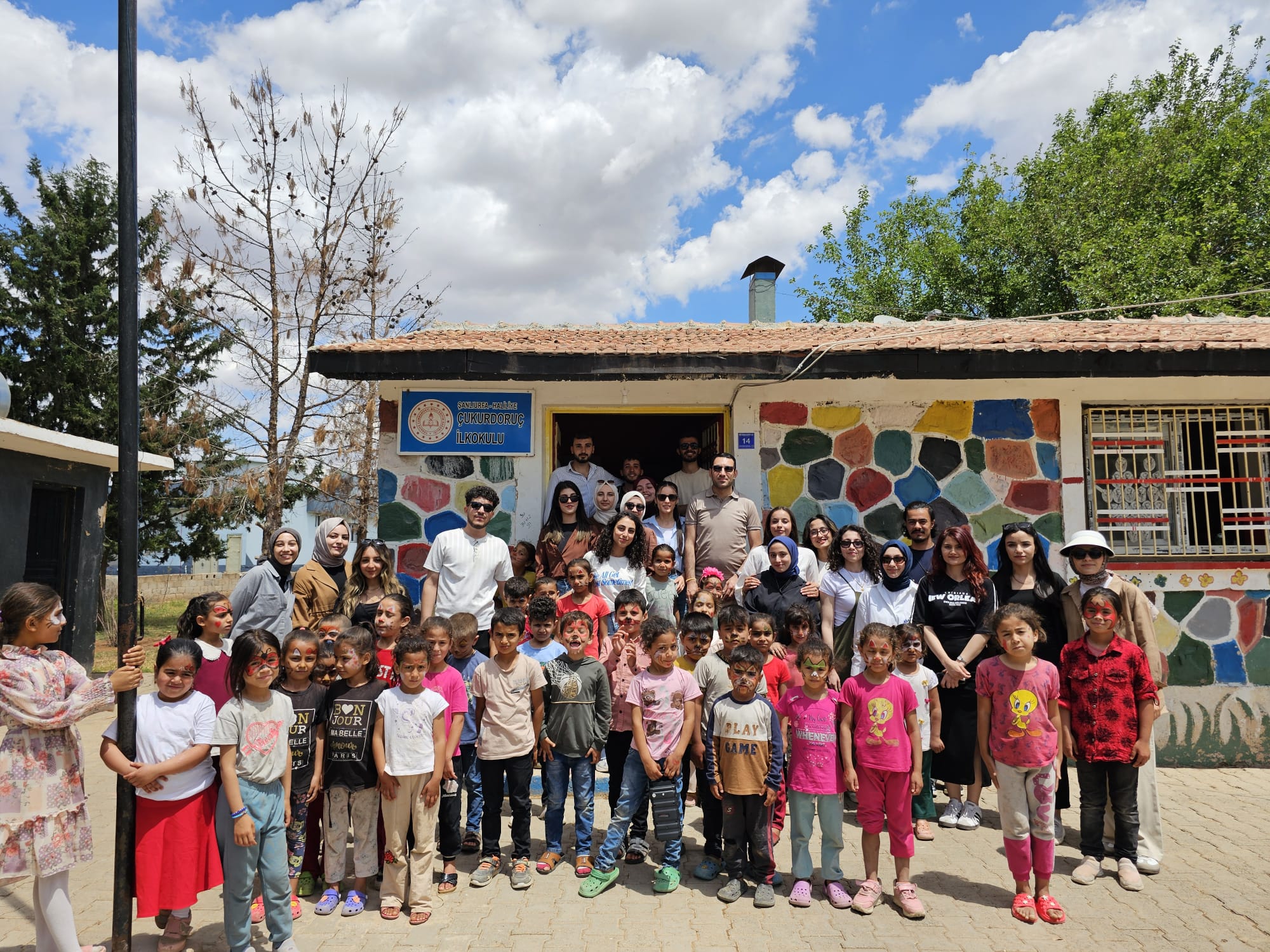 Sınıf Öğretmeni Adayları Tarafından Köy Okulunda Birbirinden Güzel Etkinlikler Gercekleştirildi